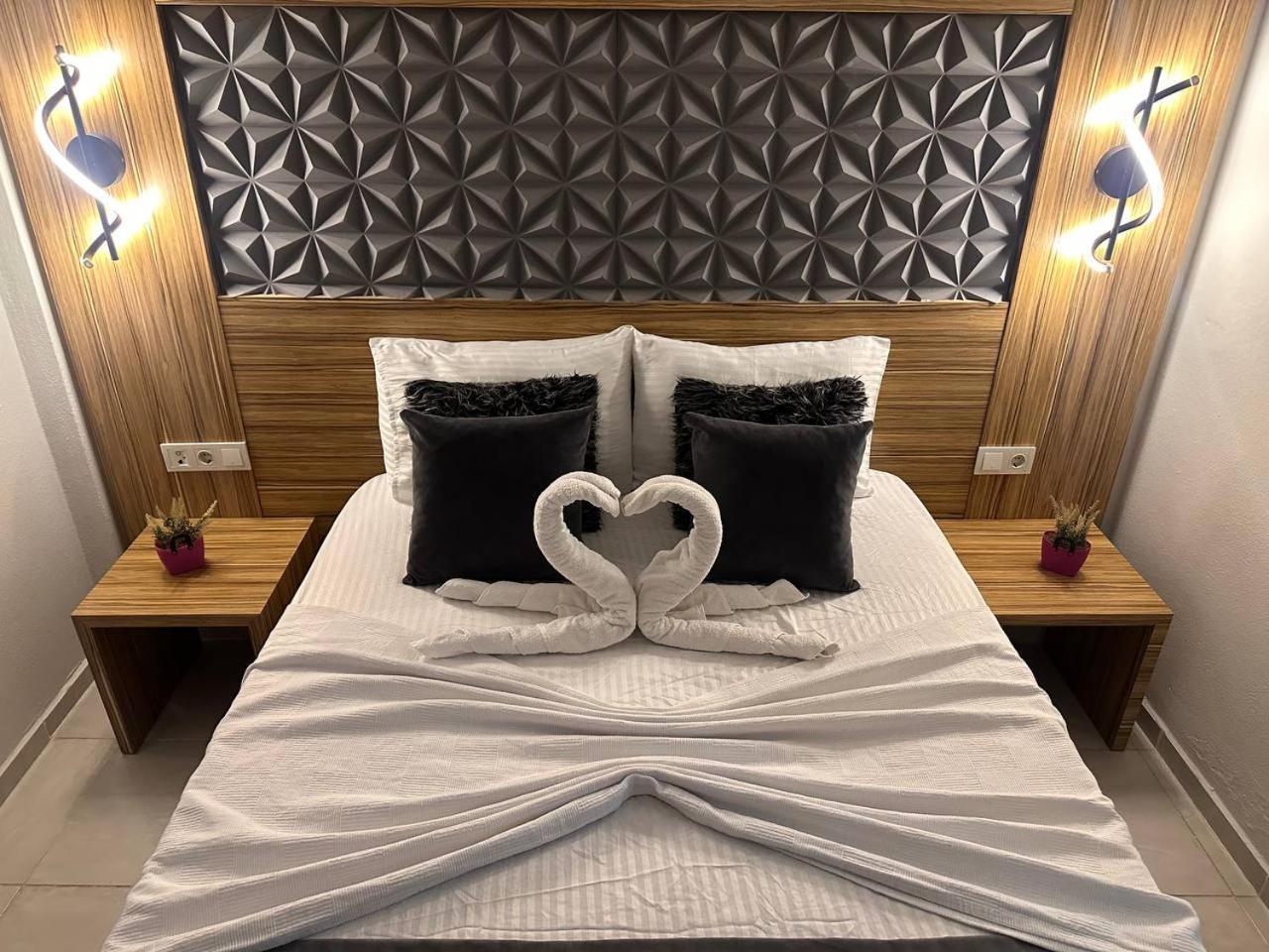 Royal Ezel Hotel 안탈리아 외부 사진