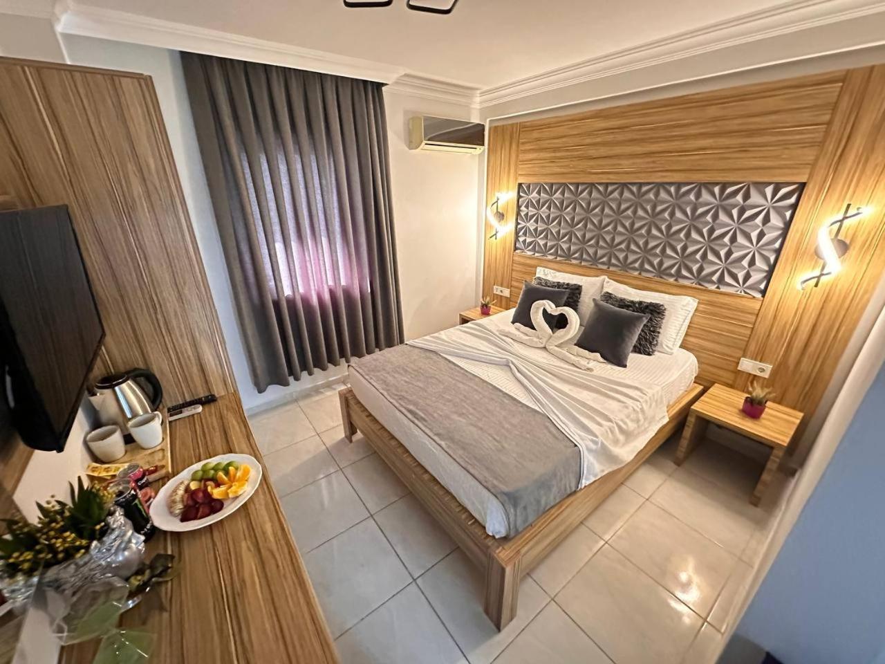 Royal Ezel Hotel 안탈리아 외부 사진