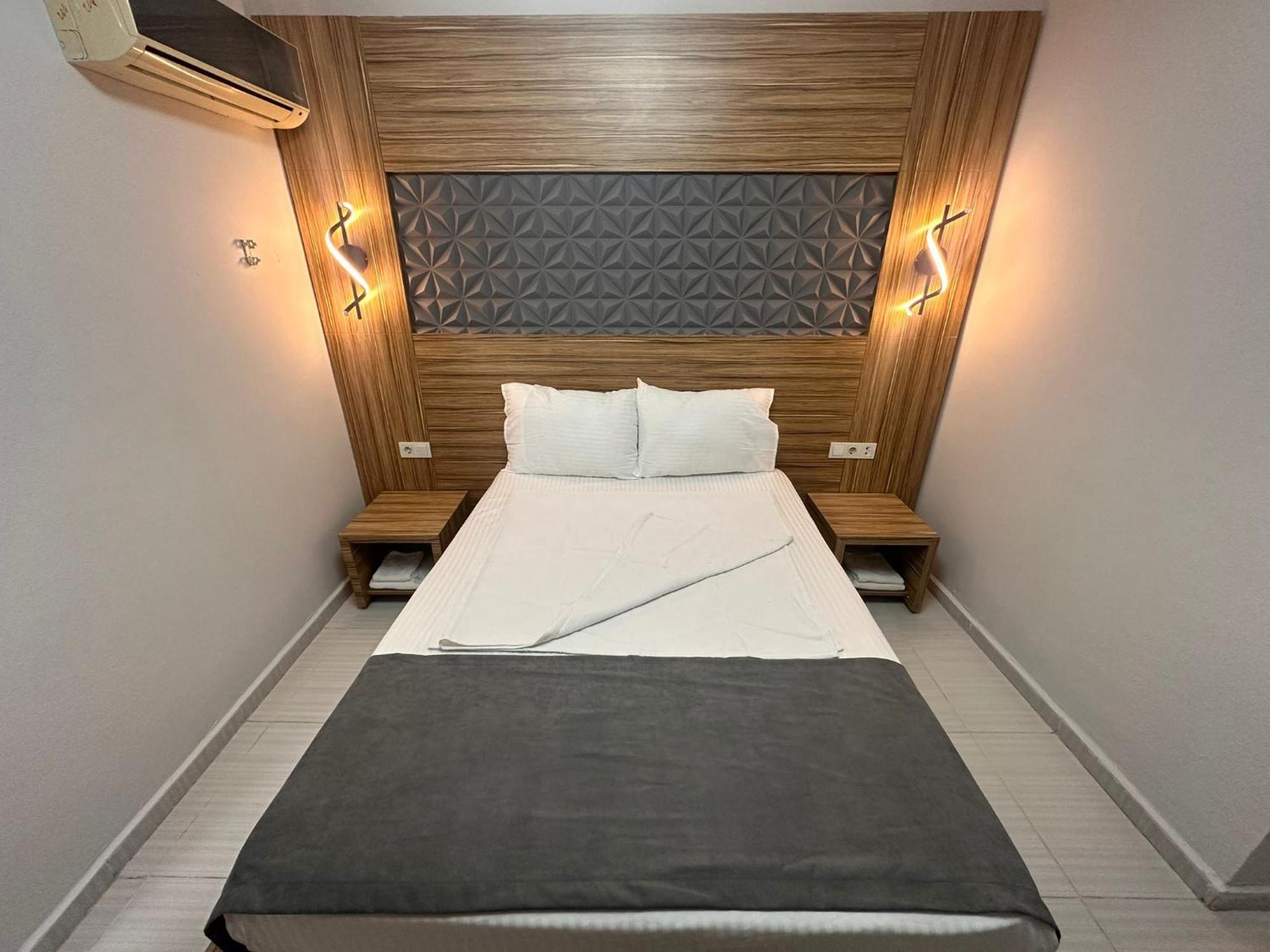 Royal Ezel Hotel 안탈리아 외부 사진