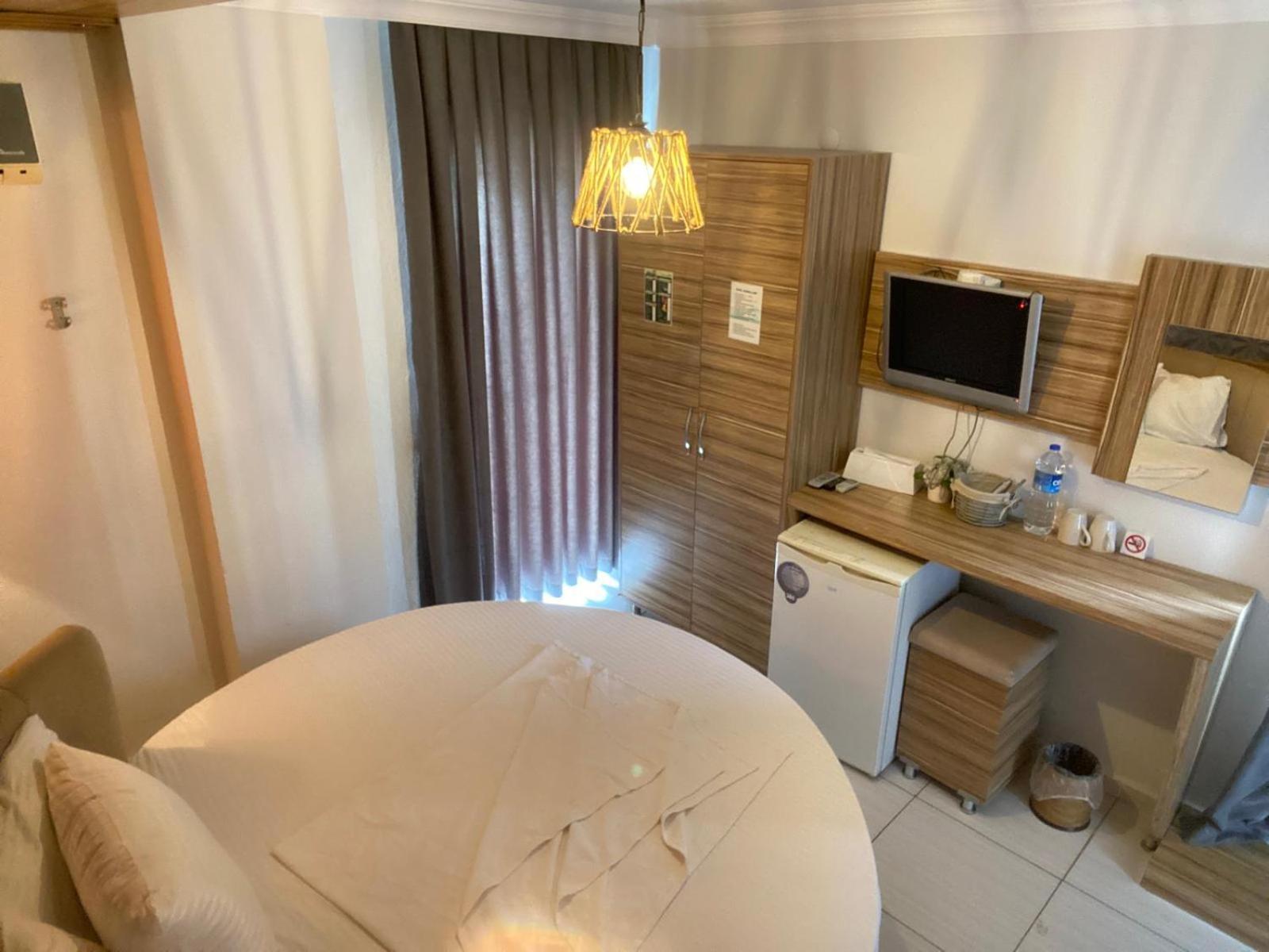 Royal Ezel Hotel 안탈리아 외부 사진