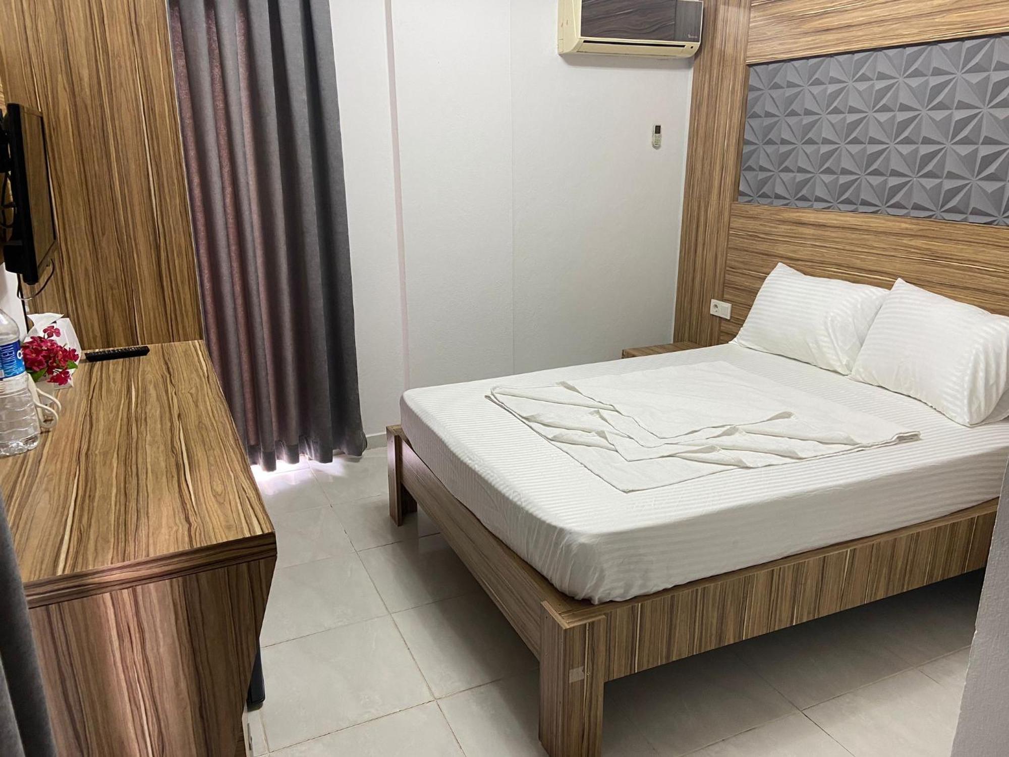 Royal Ezel Hotel 안탈리아 외부 사진